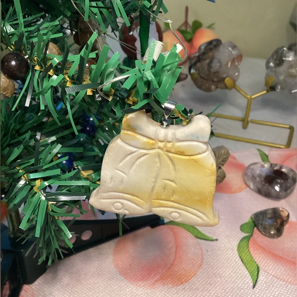 Mookaite crystal bells ornament - Picture 1 of 2